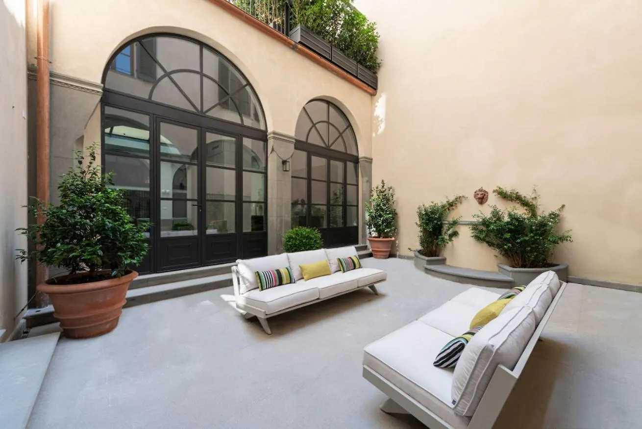 Palazzo Pazzi Vitali Luxury Apartments In פירנצה איטליה