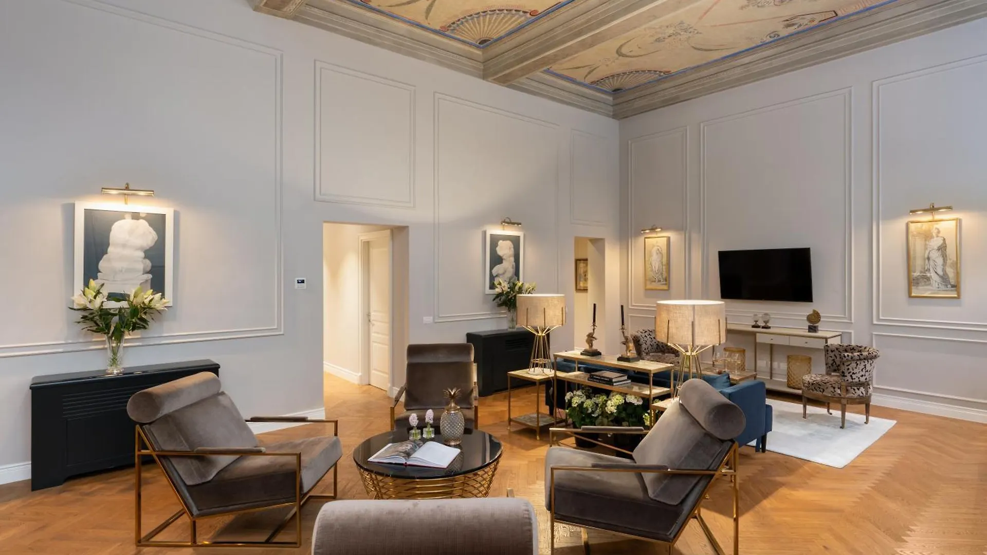 Palazzo Pazzi Vitali Luxury Apartments In フィレンツェ