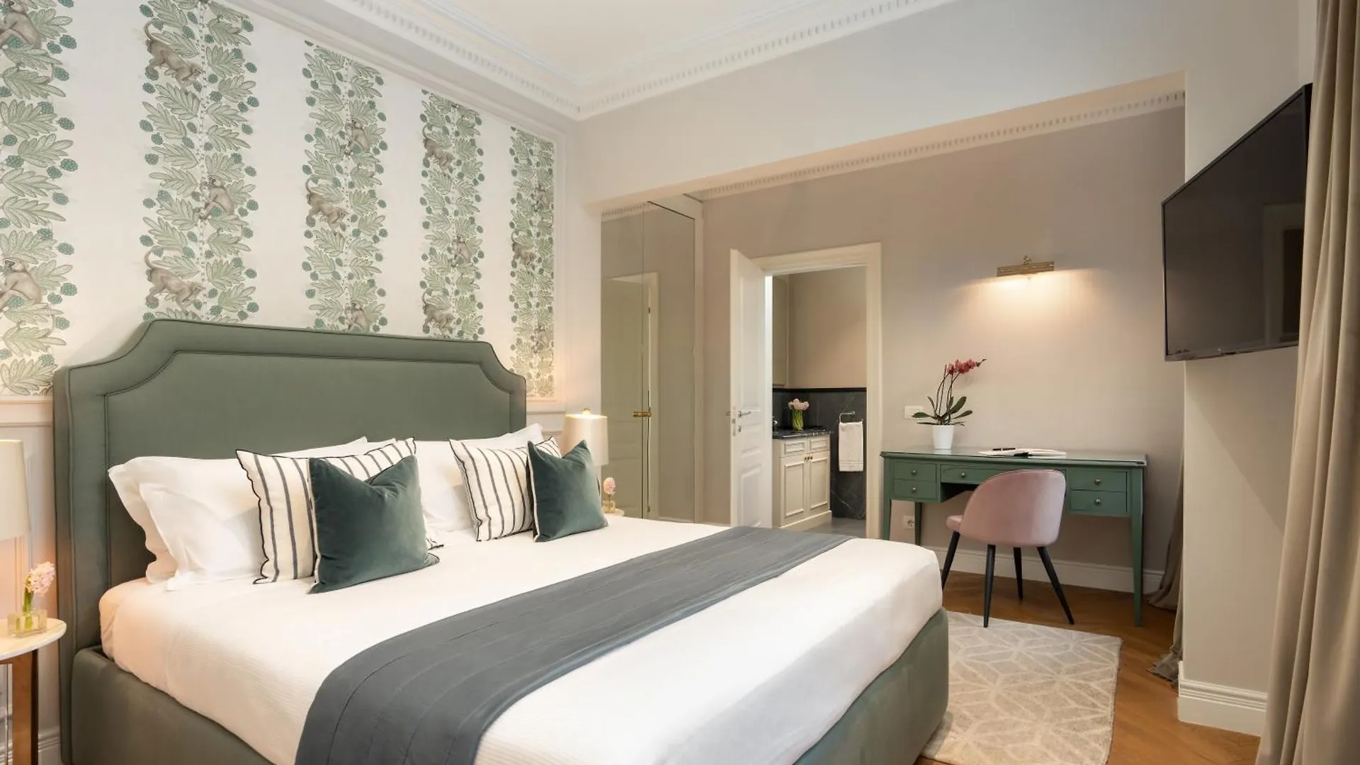 Palazzo Pazzi Vitali Luxury Apartments In フィレンツェ 0*,