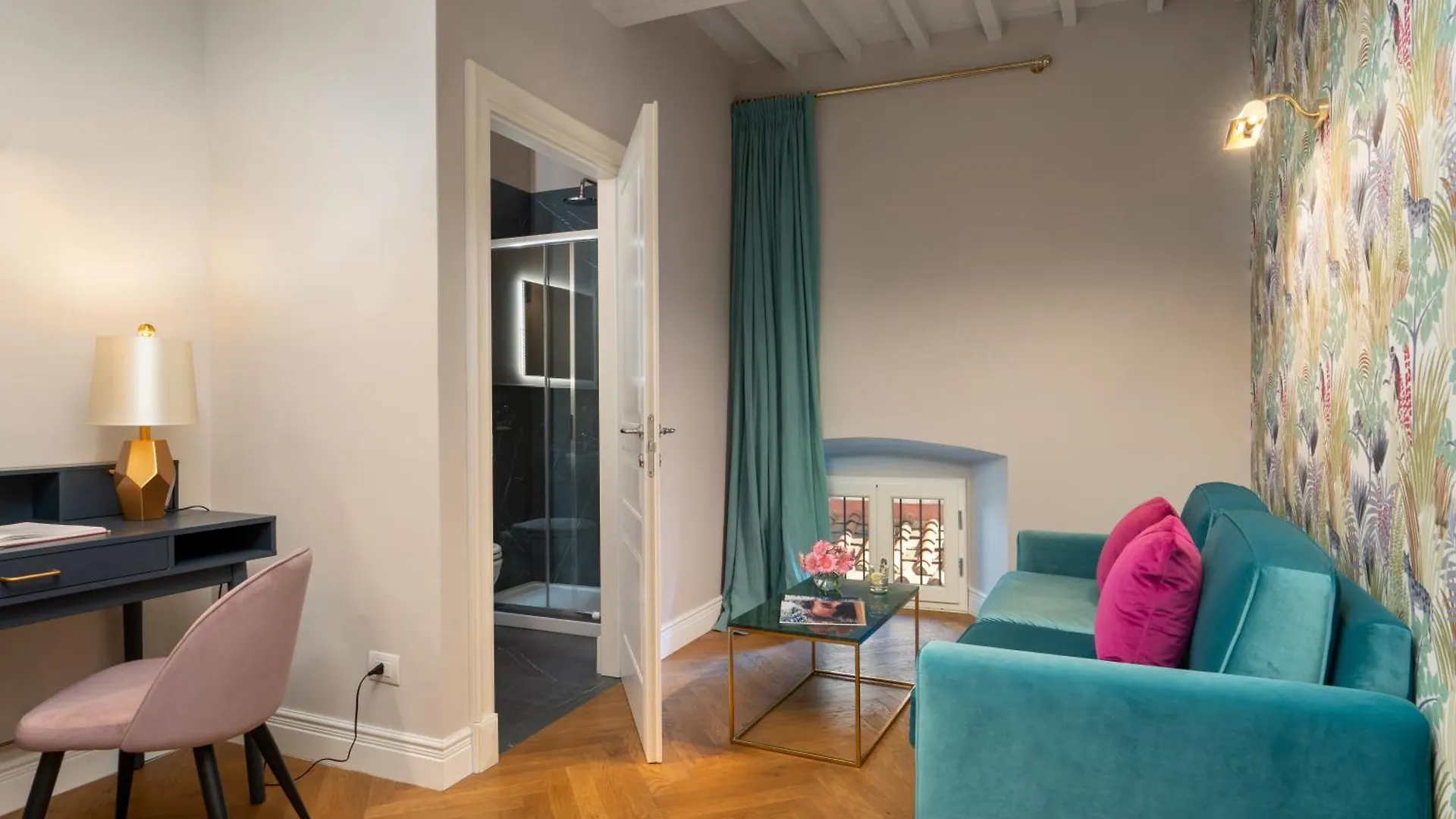 Palazzo Pazzi Vitali Luxury Apartments In フィレンツェ